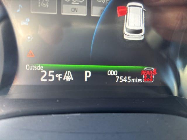 2025 Toyota SIENNA XLE XLE