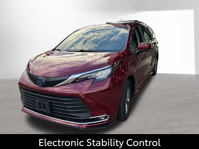 2021 Toyota Sienna XLE