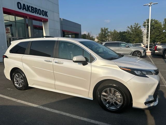 2024 Toyota Sienna XLE 7 Passenger