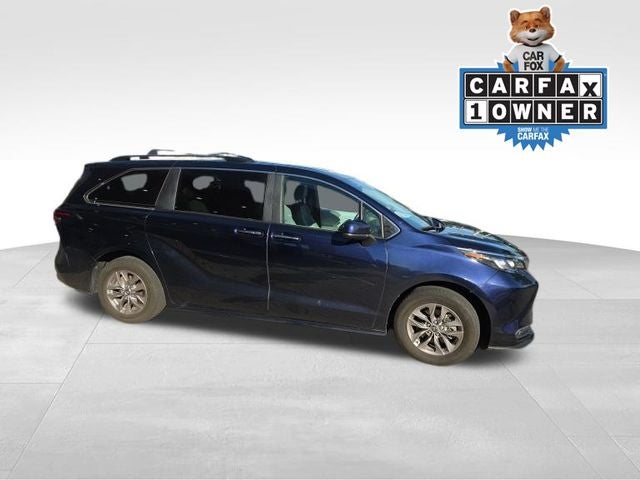 2025 Toyota Sienna XLE 7 Passenger