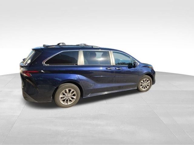 2025 Toyota Sienna XLE 7 Passenger