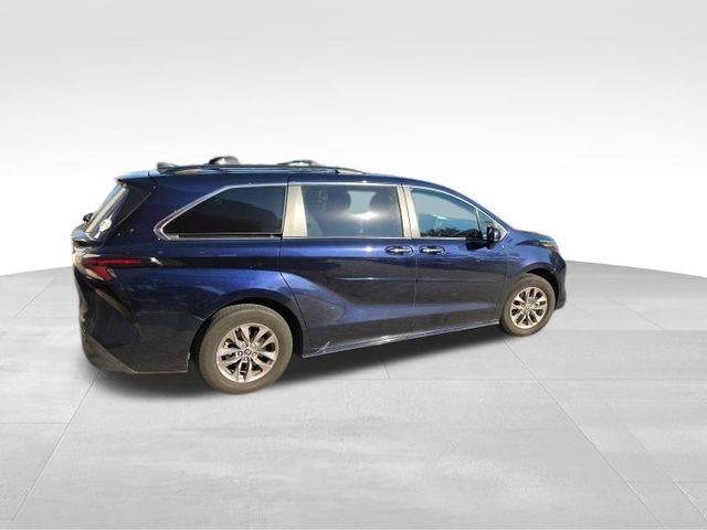 2025 Toyota Sienna XLE 7 Passenger