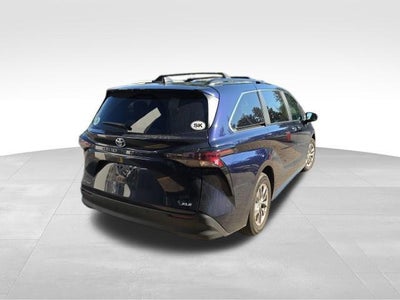 2025 Toyota Sienna XLE 7 Passenger