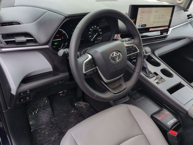 2025 Toyota SIENNA XLE AWD XLE 7 Passenger