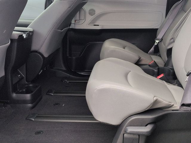 2025 Toyota SIENNA XLE AWD XLE 7 Passenger