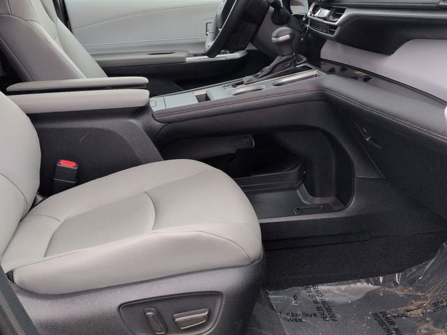 2025 Toyota SIENNA XLE AWD XLE 7 Passenger