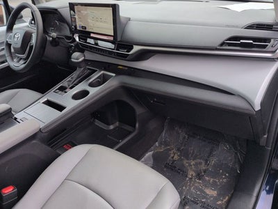 2025 Toyota SIENNA XLE AWD XLE 7 Passenger