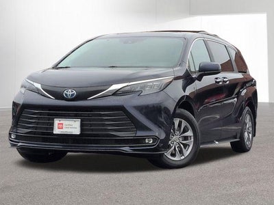 2025 Toyota SIENNA XLE AWD XLE 7 Passenger