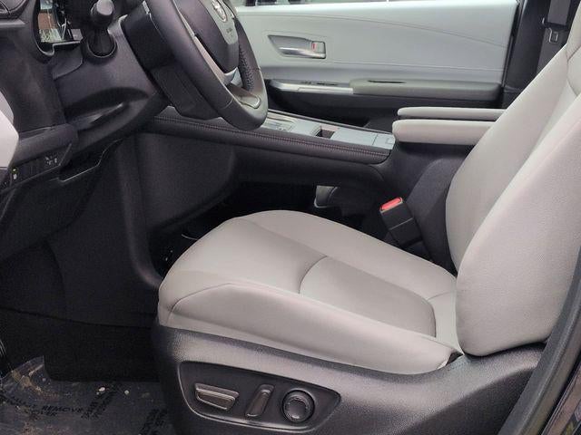 2025 Toyota SIENNA XLE AWD XLE 7 Passenger