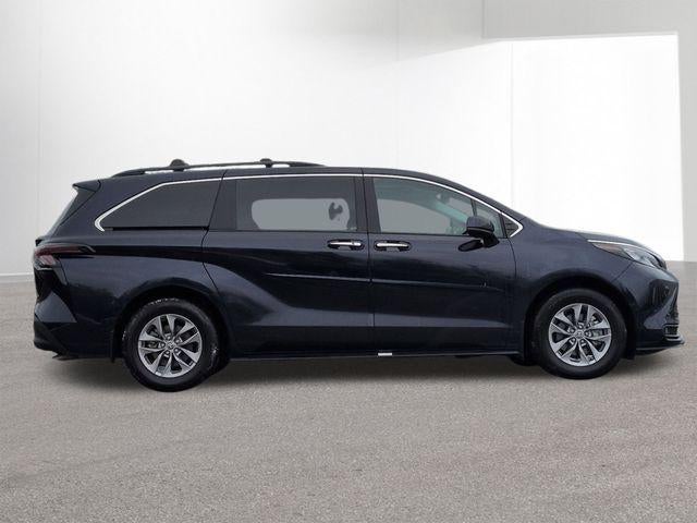2025 Toyota SIENNA XLE AWD XLE 7 Passenger