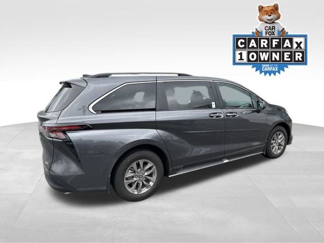 2025 Toyota Sienna XLE 7 Passenger