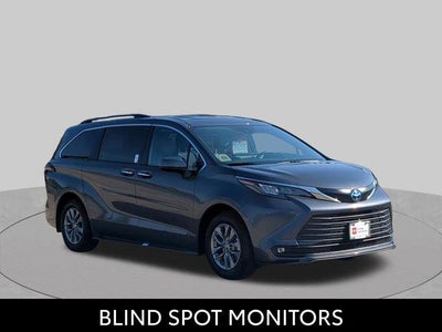 2025 Toyota Sienna XLE 7 Passenger