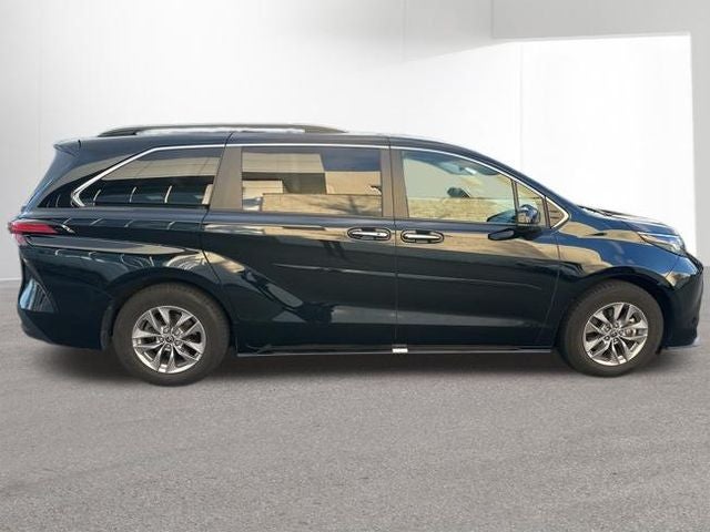 2022 Toyota SIENNA XLE AWD XLE 7 Passenger