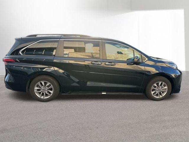 2022 Toyota SIENNA XLE AWD XLE 7 Passenger