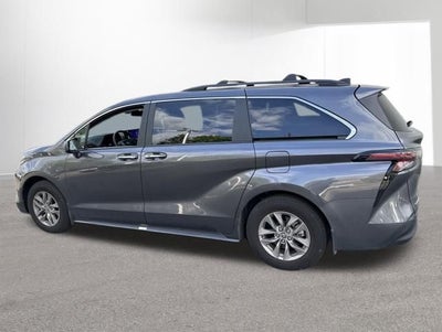2025 Toyota Sienna XLE 7 Passenger