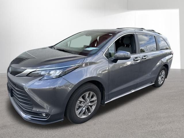 2025 Toyota Sienna XLE 7 Passenger
