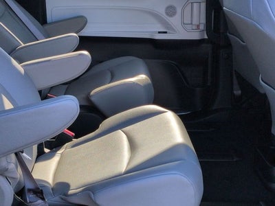 2025 Toyota SIENNA XLE AWD XLE 7 Passenger