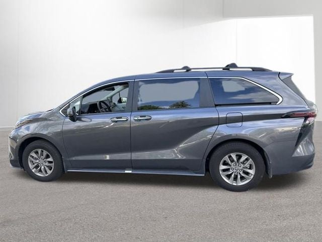 2025 Toyota Sienna XLE 7 Passenger
