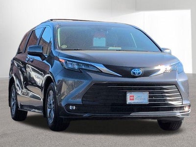 2025 Toyota SIENNA XLE AWD XLE 7 Passenger