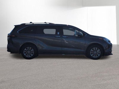 2025 Toyota SIENNA XLE AWD XLE 7 Passenger