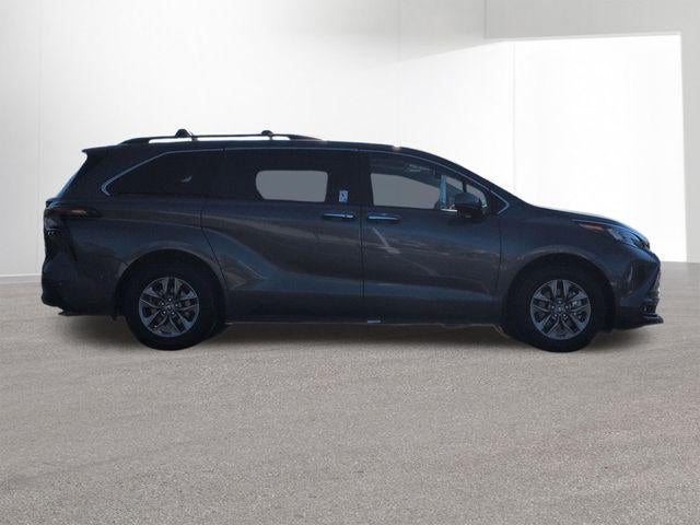 2025 Toyota SIENNA XLE AWD XLE 7 Passenger