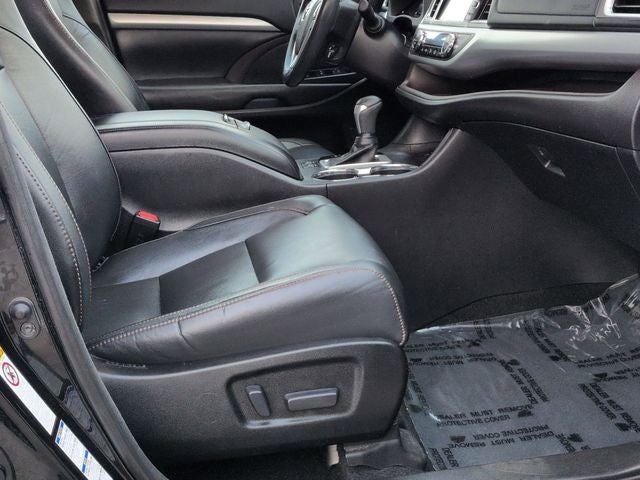 2017 Toyota HIGHLANDER XLE