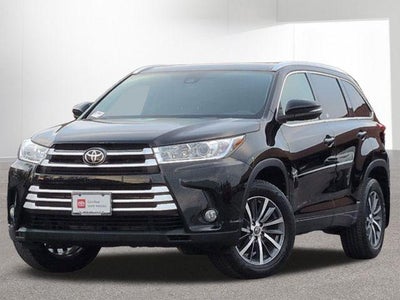2017 Toyota HIGHLANDER XLE