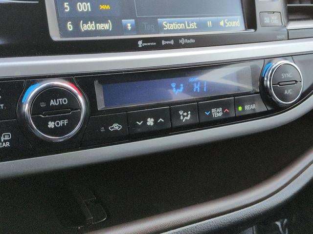 2017 Toyota HIGHLANDER XLE