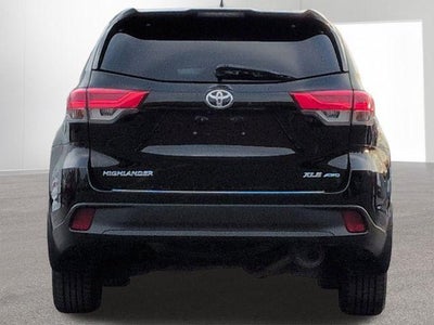 2017 Toyota HIGHLANDER XLE