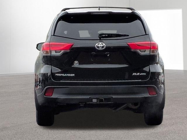 2017 Toyota HIGHLANDER XLE