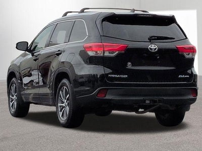 2017 Toyota HIGHLANDER XLE