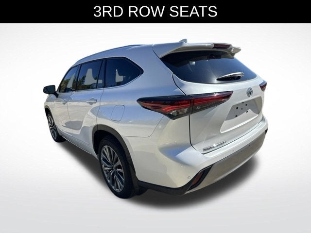 2025 Toyota Highlander Hybrid Limited 25th Edition