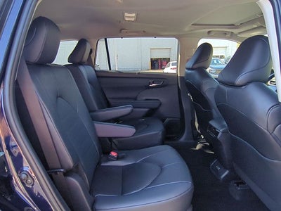 2026 Toyota Highlander Hybrid XLE