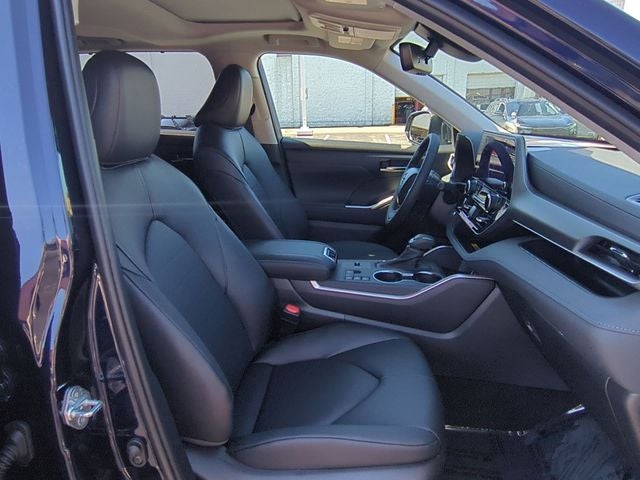 2026 Toyota Highlander Hybrid XLE