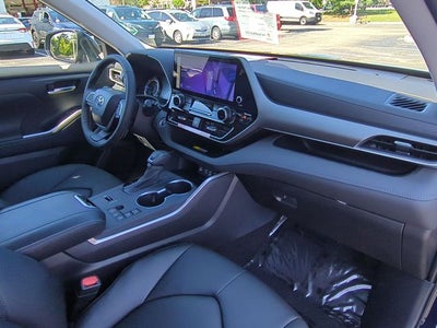 2026 Toyota Highlander Hybrid XLE