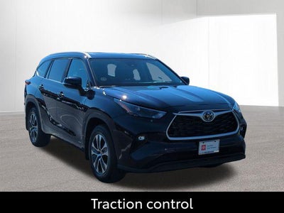 2026 Toyota Highlander Hybrid XLE