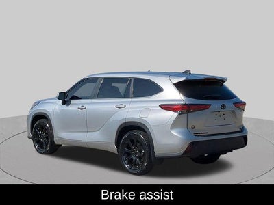 2023 Toyota Highlander LE