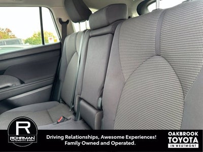 2023 Toyota Highlander LE