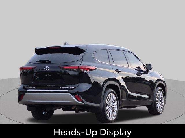2026 Toyota Highlander Platinum