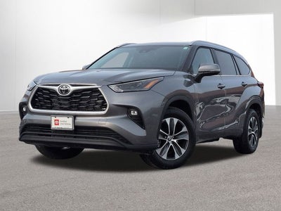 2026 Toyota HIGHLANDER XLE