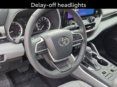 2026 Toyota Highlander XLE