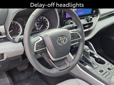 2026 Toyota Highlander XLE