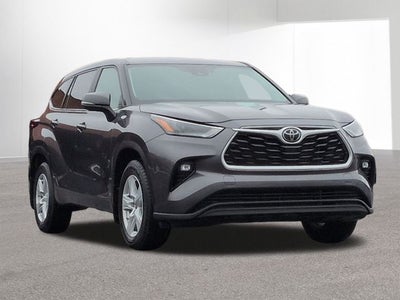 2024 Toyota HIGHLANDER LE