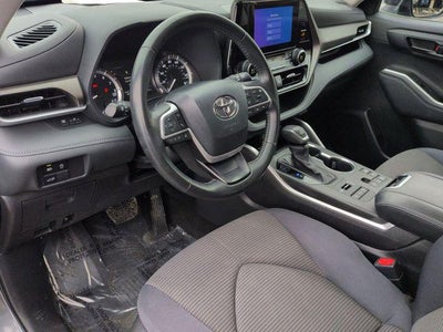 2024 Toyota HIGHLANDER LE