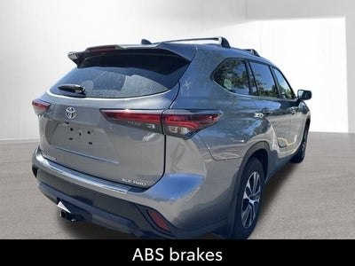 2025 Toyota Highlander XLE