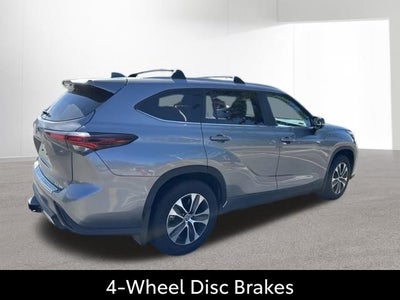 2025 Toyota Highlander XLE