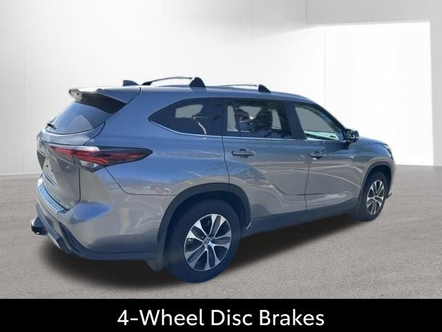 2025 Toyota Highlander XLE