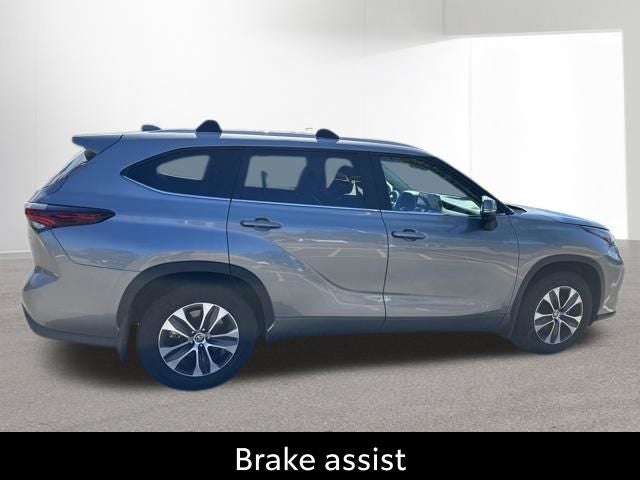 2025 Toyota Highlander XLE