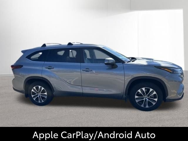 2025 Toyota Highlander XLE