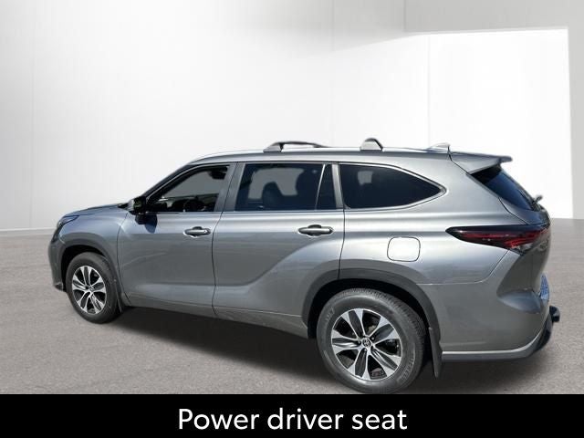 2025 Toyota Highlander XLE